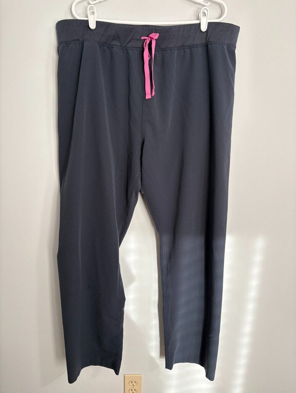 Figs Technical Collection Women’s Scrub Pants XXL/T Navy Blue Straight Leg